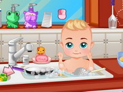 台所で男の赤ちゃん