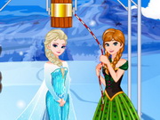 Play Elsa's Ice Bucket Challenge