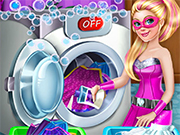 Play Super Barbie Washing Capes