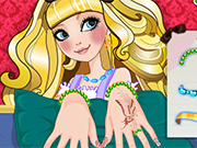Play Ever After High Blondie Lockes Manicure