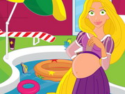 Play Pregnant Rapunzel Cleaning The Pool