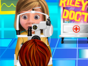 Play Riley Eye Doctor